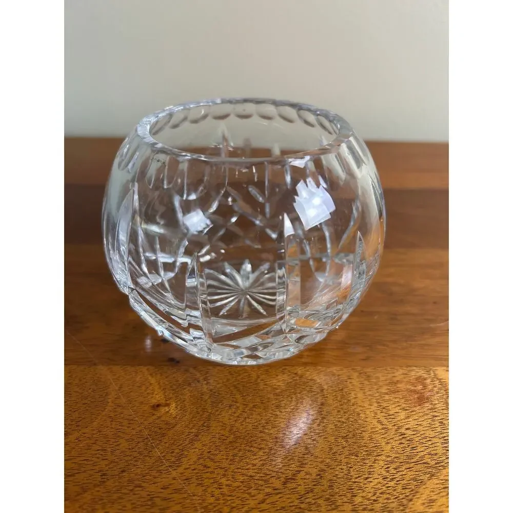 Rose Bowl elegant geometric